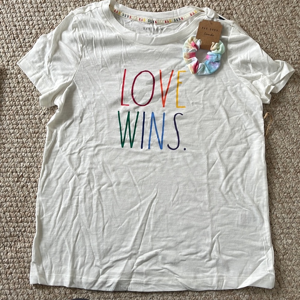 Rae Dunn “Love Wins” tee with Scrunchie. Size Small